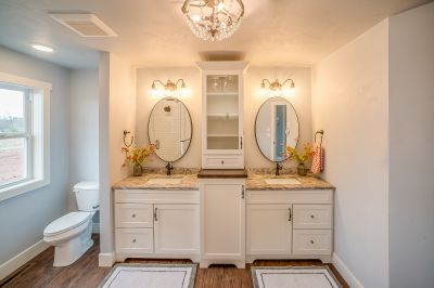 Decorative Mirrors and Vanity Lighting